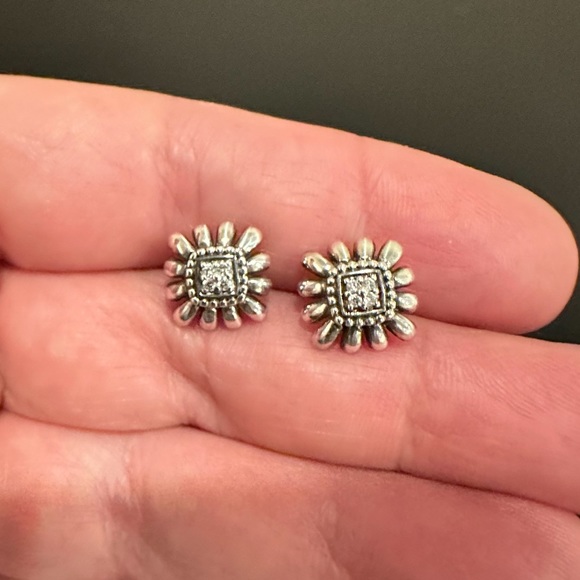 Authentic Luxury Minimalist LAGOS Sterling Silver and diamond Earrings - Picture 9 of 17